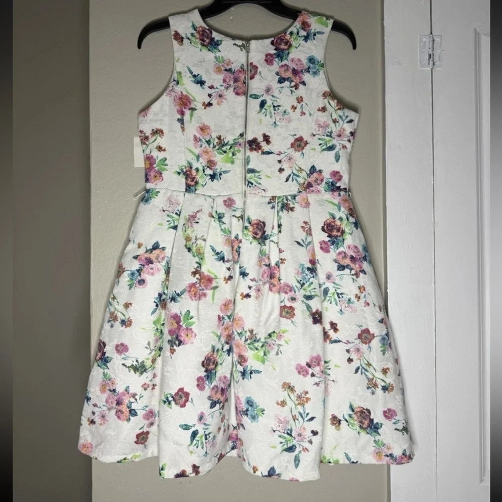 Kohl's Pink and Purple A-Line Sundress Sleeveless Scoop Neck size 16 kids 
Mtp24 - Picture 6 of 7
